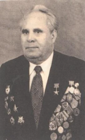 Родился Лавр Валентинович Попов